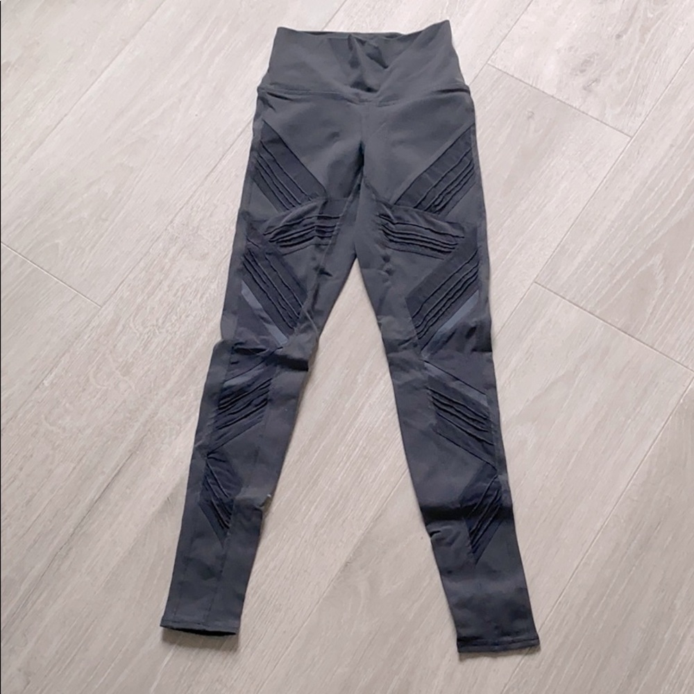 Alo Airbrush Leggings